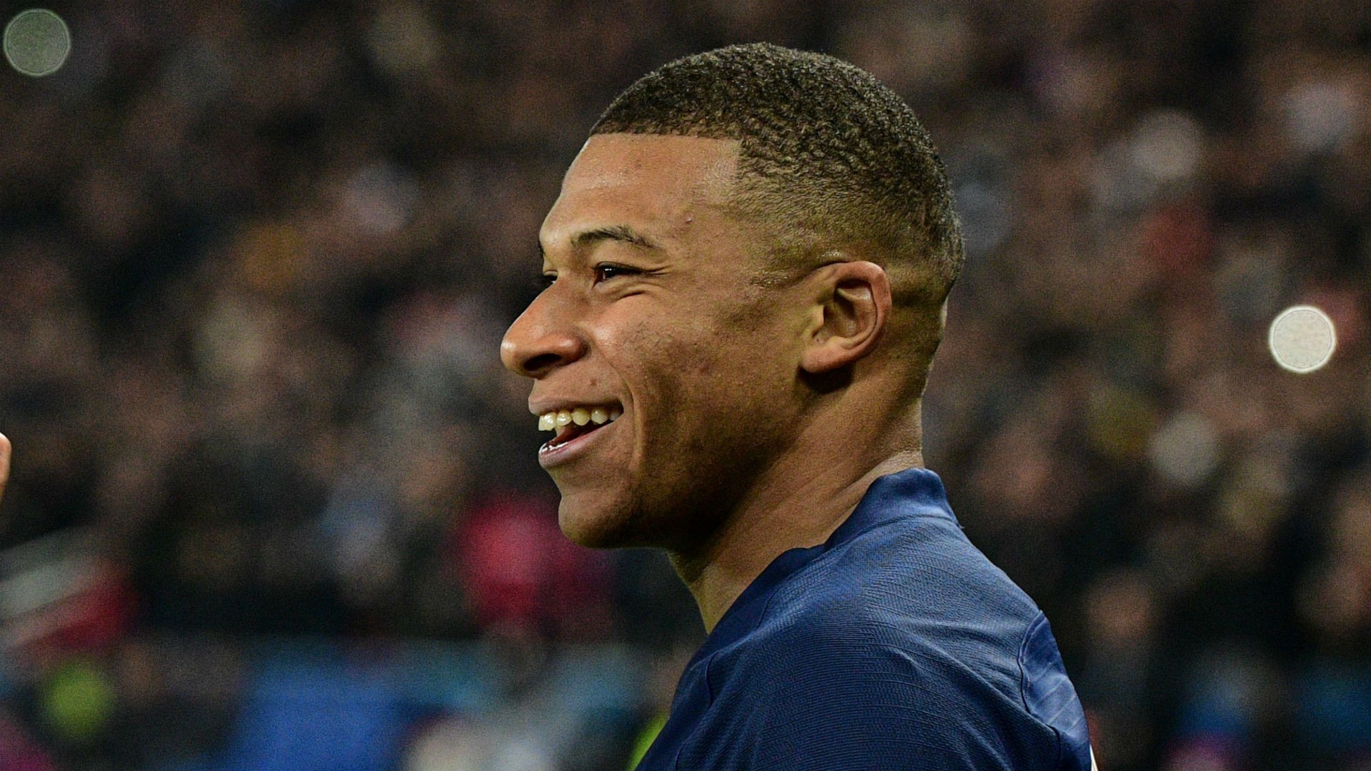 Sportmob Real Madrid Boss Zinedine Zidane Im In Love With Psg Star Kylian Mbappe 0630