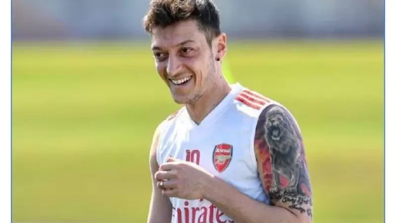 Arsenal boss Unai Emery reveals exactly why he took off Mesut Ozil against  Wolves