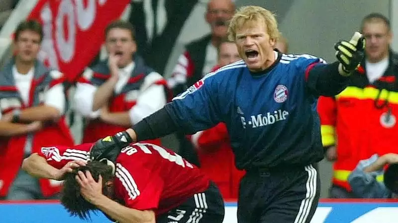 DW Sports on X: #TBT to when Oliver Kahn's hair looked like this. The year  was 1989, and Kahn was a backup goalkeeper at Karlsruhe.   / X