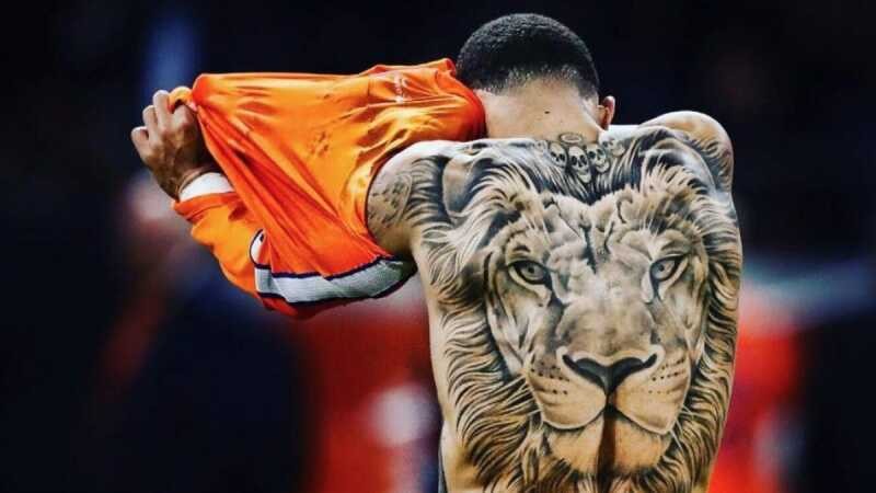 YFMGhana on Instagram: Memphis Depay has been strongly criticized by  animal protection associations, after having posted photos of him with a  liger, fruit of the crossing between a lion and a tiger.