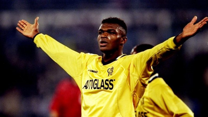 Chris Adede🇰🇪 on X: When French legend Marcel Desailly brought the  #FIFAWorldCup 🏆 at Al Bayt Stadium in a Louis Vuitton case. 🔥💫 Desailly  was a member of the France 98 World