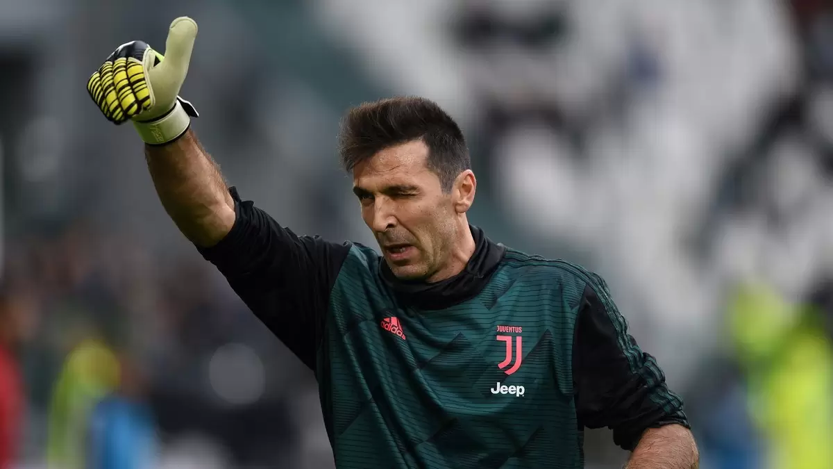 Pagliuca: 'Buffon had the courage to go down to Serie B, he's still  decisive at 43' - Football Italia