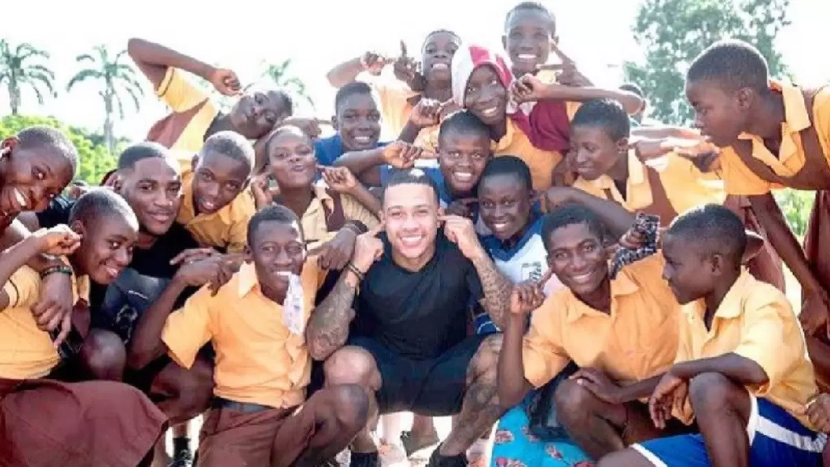 Memphis Depay - GOD IS THE GREATEST! 🙏🏽
