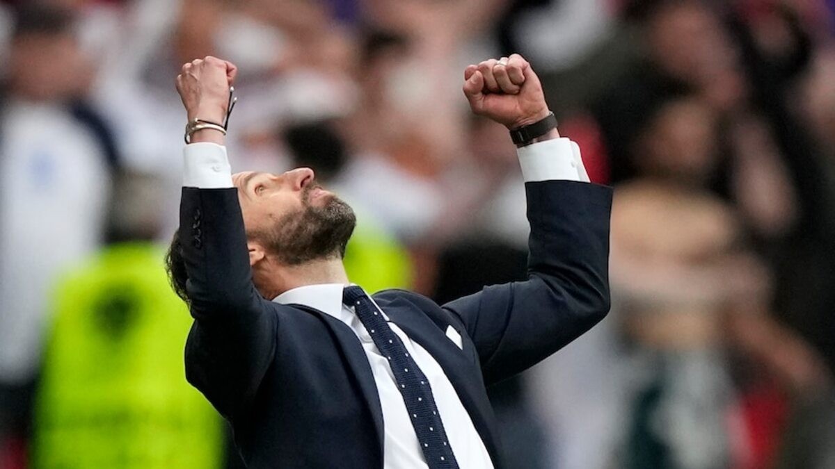 Southgate sends celebration warning to England squad after 2-1 win - SportMob