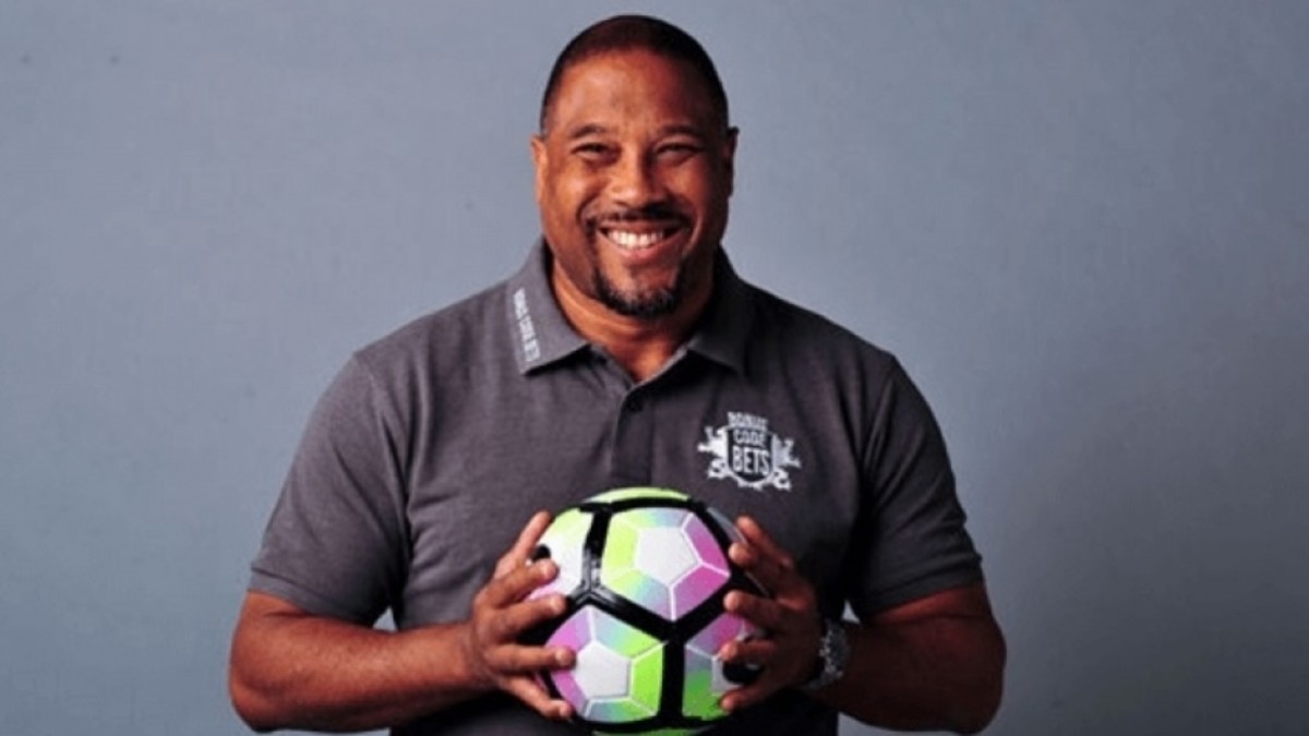 Who Are John Barnes Parents: Ken Barnes And Frances Jeanne Hill? Wives And Kids