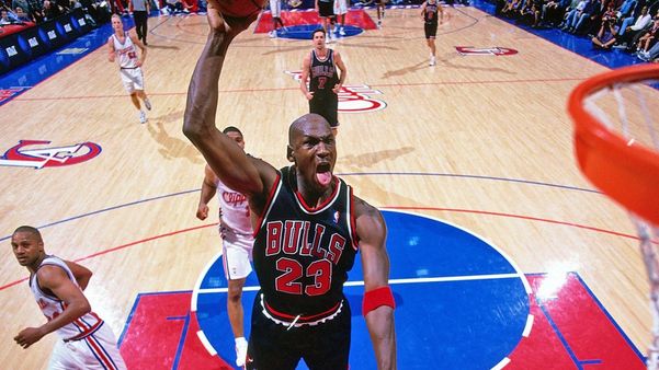 våben Nikke sektor SportMob – Top facts about Michael Jordan, the Black Cat