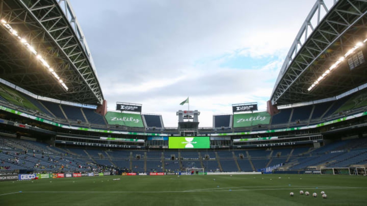 Meet Seattle Sounders players at the CenturyLink Field Pro Shop Tuesday  night at 6:30 p.m.