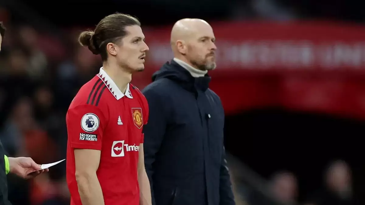 SportMob – Erik ten Hag pleased with Marcel Sabizter's Manchester United  debut